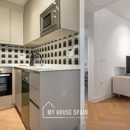 Myhousespain - Primera Linea De Playa Con Parking Gijón