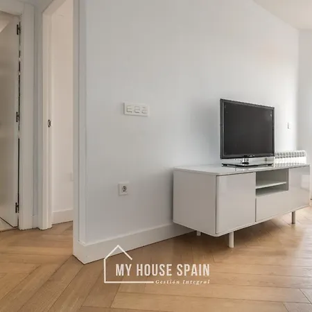 Myhousespain - Primera Linea De Playa Gijón